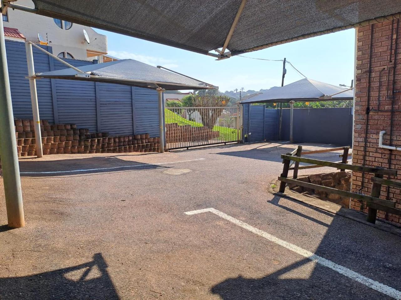 Beachfront Cabanas Amanzimtoti Luaran gambar